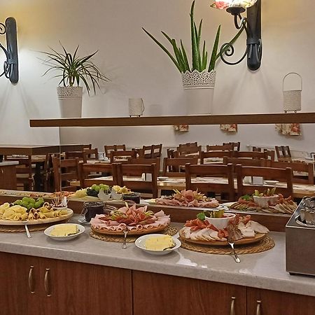 Hotel Osrodek Wypoczynkowy Koziol Kolno  Esterno foto